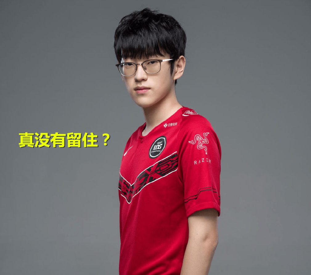 爱游戏官网-Scout重要时刻大比分获胜，曼联带队取胜！赢得满堂喝彩