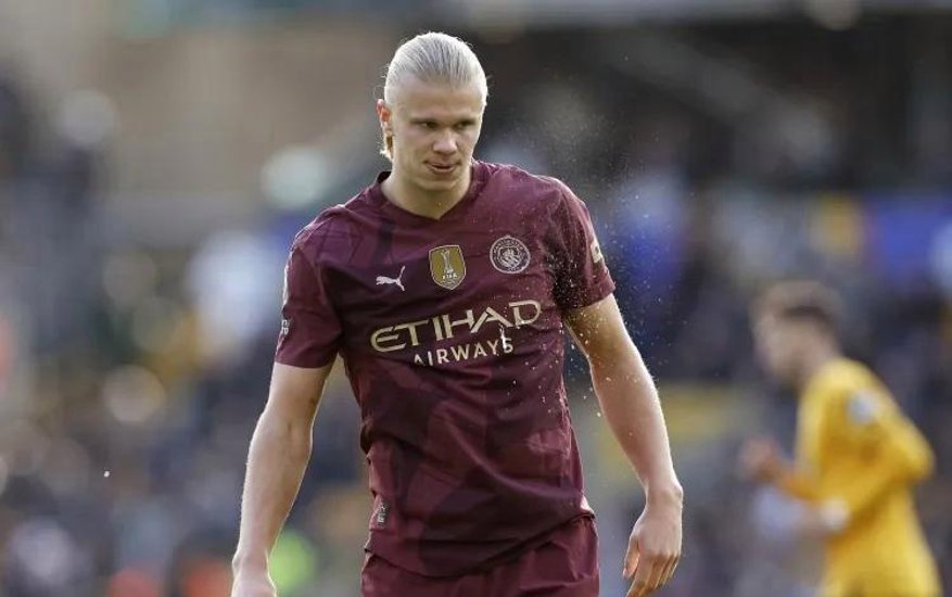 爱游戏-哈兰德在巴塞罗那比赛中持续失利，表现优异引发热议！上演精彩一战的简单介绍