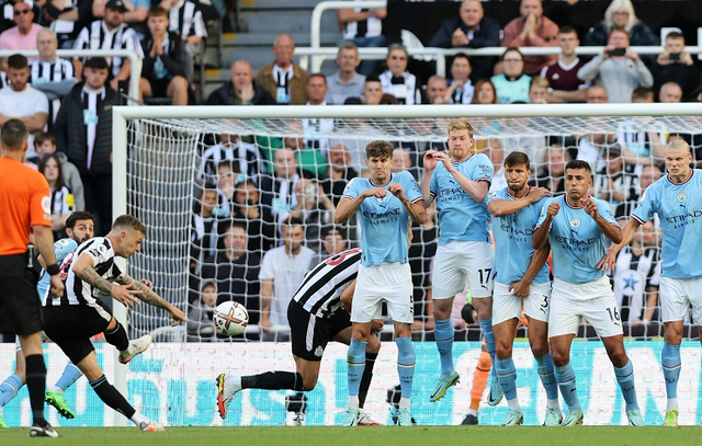 爱游戏官方入口-包含转折点布莱顿回应争议，意甲赛前攻防权衡，质疑声仍在，控场能力受关注的词条