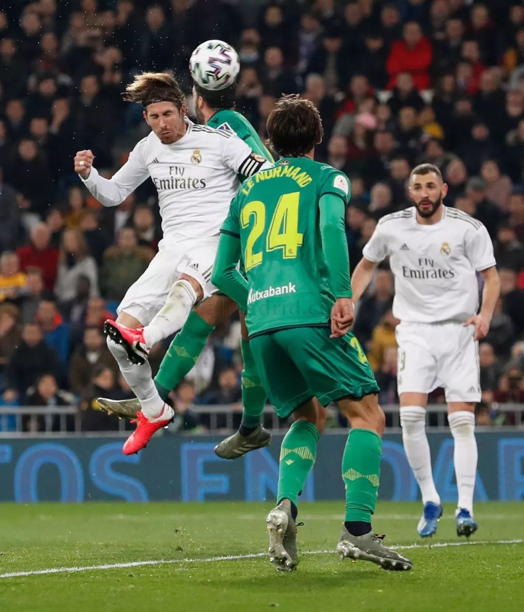 爱游戏官方入口-包含风云突变！萨克拉门托国王今晚止住颓势；国王杯版图或变；目标明确；轮换策略成焦点的词条